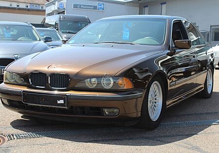 BMW 523i Limousine