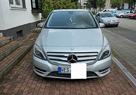Mercedes-Benz B 180 CDI BlueEFFICIENCY -