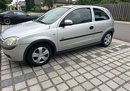 Opel Corsa 1.2 -