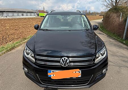 VW Tiguan Volkswagen 2.0 TSI 4MOTION Tiptronic Trend & Fun...