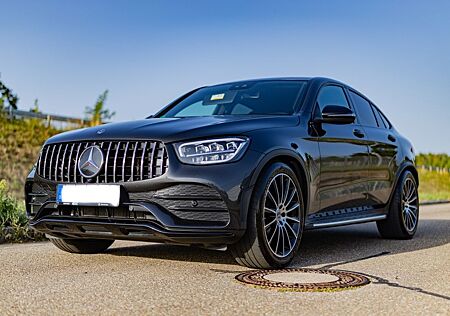 Mercedes-Benz GLC 300 4MATIC Coupé AMG Line