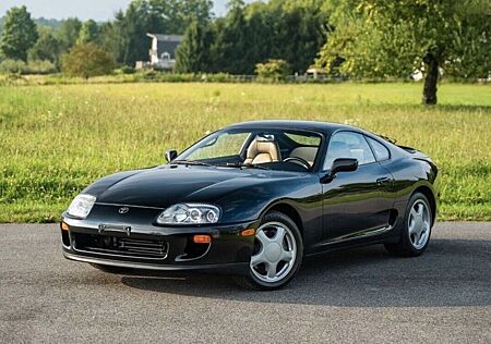 Toyota Supra 3.0i Twin Turbo -
