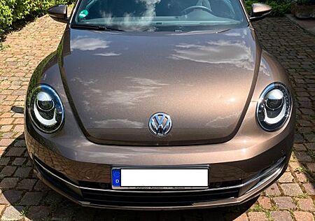 VW Beetle Volkswagen 1.2 TSI DSG BMT Design Cabriolet Design
