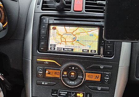 Toyota Auris 2,0-l-D-4D Executive Executive