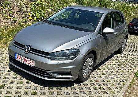 VW Golf Volkswagen VII Lim. Trendline BMT/Start-Stopp Navi