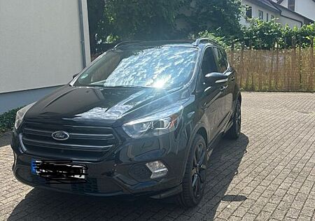 Ford Kuga 2,0 TDCi 4x4 132kW ST-Line ST-Line