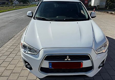 Mitsubishi ASX 2.2 DI-D 4WD Plus Auto* TÜV NEU *SERVICE NEU