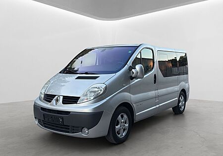 Renault Trafic Combi Generation/7 Sitze/Bett/Tisch/AHK