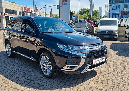 Mitsubishi Plug in Hybrid Outlander Outlander PHEV Plus Spirit 4WD