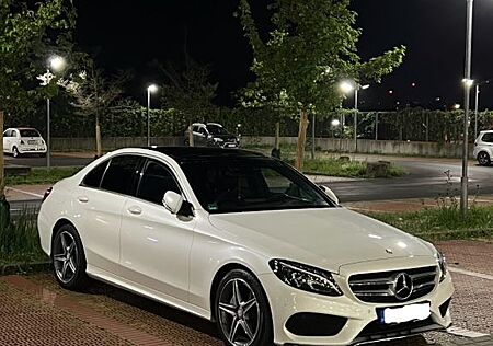 Mercedes-Benz C 220 d 4MATIC AMG Line Autom. AMG Line