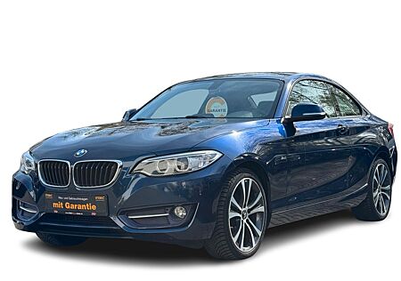 BMW 218 i Coupe Sport Line Bi-Xenon*Tempomat*PDC