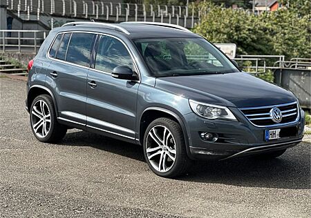 VW Tiguan Volkswagen 2.0 TDI Automatik 4MOTION Track & Ave...