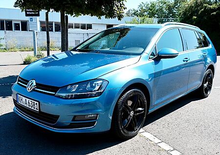 VW Golf Volkswagen -7 Variant Highline top gepflegt AHK