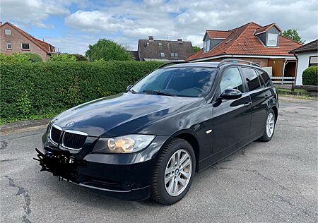 BMW 320i touring -