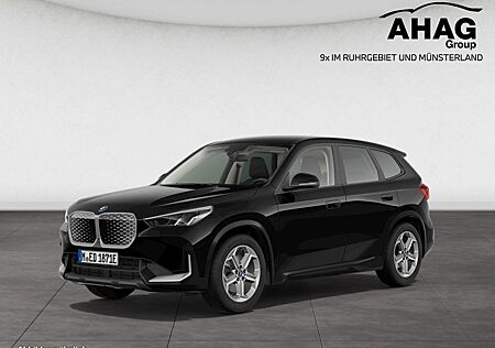 BMW iX1 xDrive30