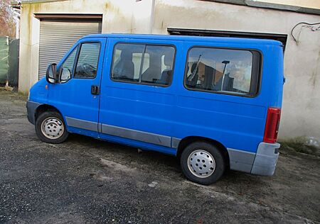 Fiat Ducato Luxusbus 2.8 JTD Radstand 2850