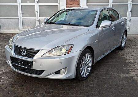 Lexus IS 250 LUXURY LINE / LEDER / XENON / MEMORY