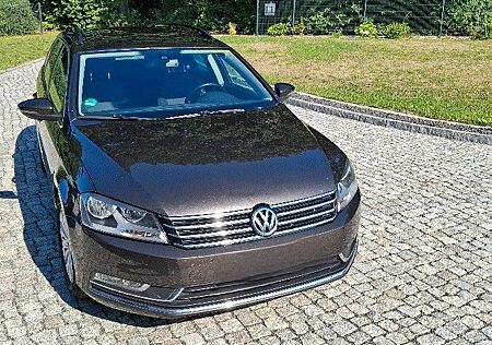 VW Passat Variant Volkswagen 2.0 TDI DSG Trendline BMT Var...