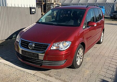 VW Touran Volkswagen United