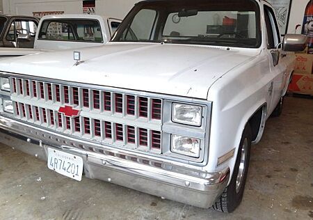 Chevrolet 1982 C10 Diesel Pickup