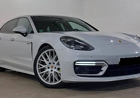 Porsche Panamera SPORT TURISMO 4 E-HYBRID/PDLS+/ACC/PANO