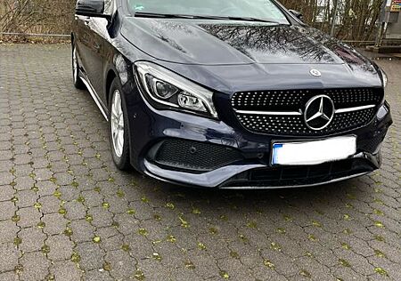 Mercedes-Benz CLA 200 Shooting Brake -