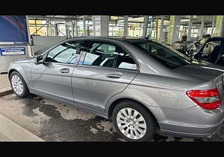 Mercedes-Benz C 180 CGI BlueEFFICIENCY AVANTG. Autom. AVAN...