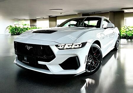 Ford Mustang GT V8 Automatik + Garantie + Deutsch