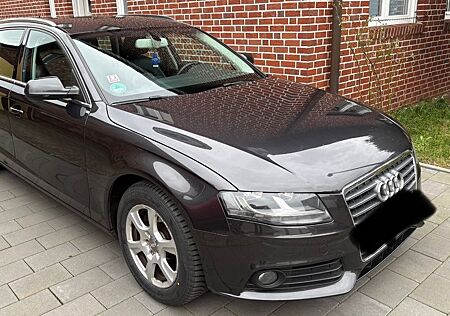 Audi A4 TDI mit Anhängerkupplung