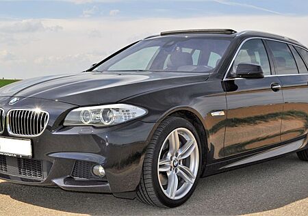 BMW 535 dA xDrive Touring M Sport, AHK, Pano, SH