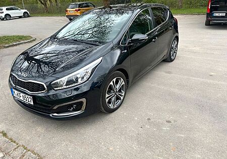 Kia Cee'd / Ceed 1.6 CRDi DCT Platinum Edition P...