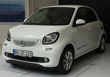 Smart ForFour 90PS Navi Servo SHZ LED&Sensor uvm
