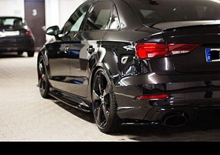Audi RS3 2.5 TFSI S tronic quattro -