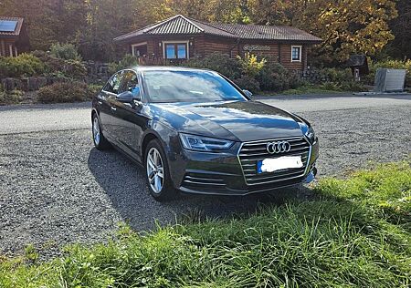 Audi A4 2.0 TFSI ultra S tronic design design