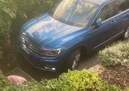 VW Tiguan Volkswagen 2.0 TSI 162kW DSG BMT 4MOTION Highlin...