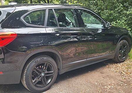 BMW X1 sDrive18i Advantage Advantage