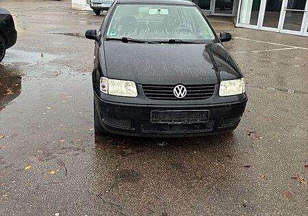 VW Polo Volkswagen 1.4 44kW Basis Basis