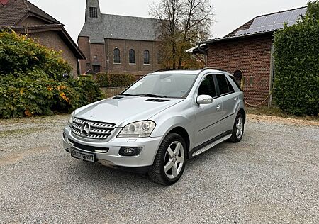 Mercedes-Benz ML 320 CDI AHK Xenon Leder TÜV NEU