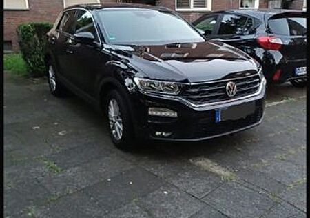 VW T-Roc Volkswagen 1.6 TDI SCR -