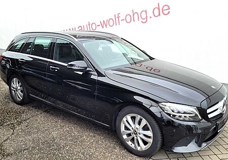 Mercedes-Benz C 200 T CGI avantgarde 9G-DCT, LED, Navi, PTS...
