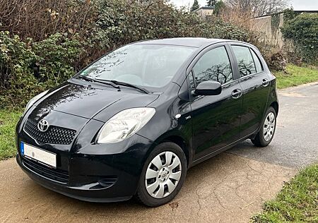 Toyota Yaris 1,4-l-D-4D