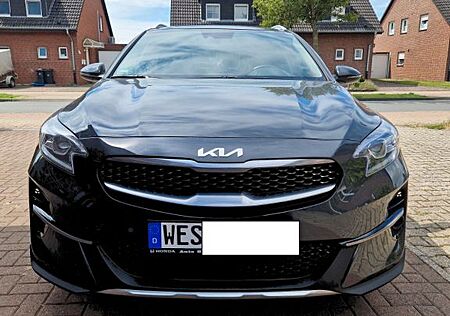 Kia XCeed 1.5 T-GDI DCT Platinum, AHK, Panorama