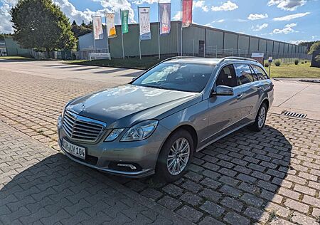 Mercedes-Benz E 350 CGI T BlueEFFICIENCY ELEGANCE ELEGANCE