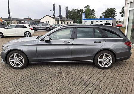 Mercedes-Benz C 220 d T-Modell Distronic+Standhzg.+Multibeam
