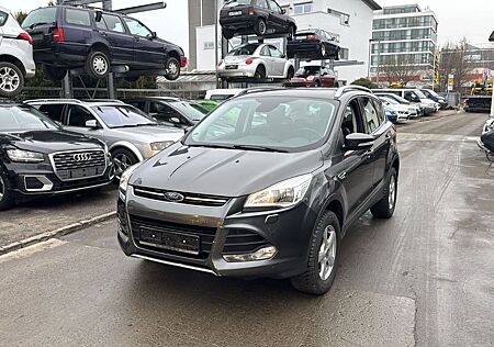 Ford Kuga Titanium,Klima,servo,Euro6,usw.