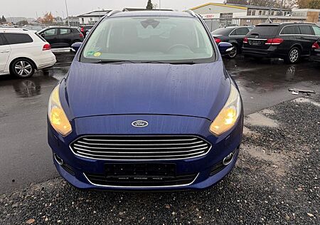 Ford S-Max Titanium 2.0 TDCi 180 PS Aut.