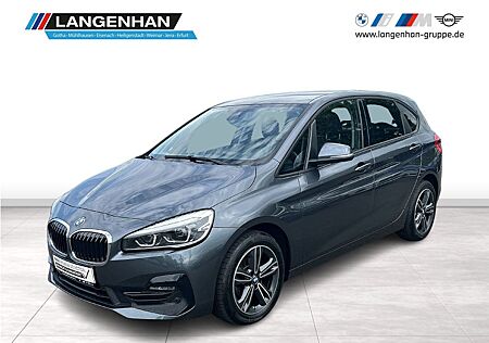 BMW 218i Active Tourer DAB LED AHK Klimaaut. PDC