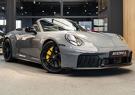 Porsche 992 .2 T-Hybrid Carrera 4 GTS Cabrio Keramisc