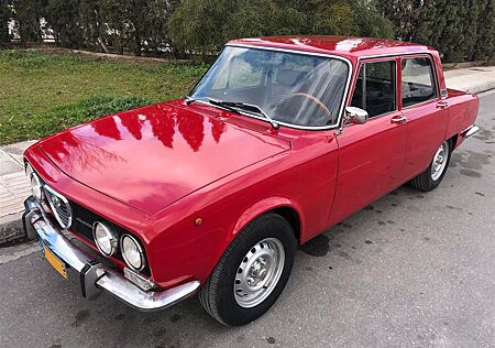 Alfa Romeo Giulia 2000 Berlina