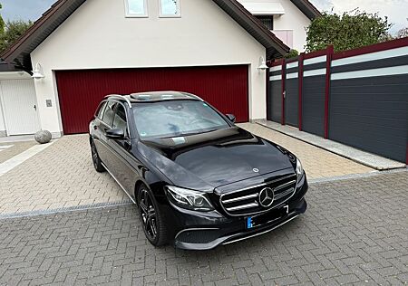 Mercedes-Benz E 300 d T Avandgarde SportPaket Wideschren